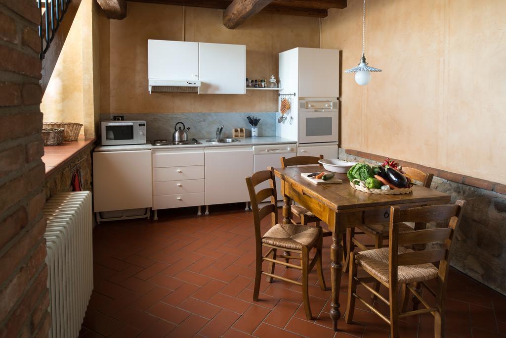 Il Coltro Hostal San Gimignano Habitación foto